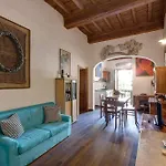 Art Apartment Sant Ambrogio