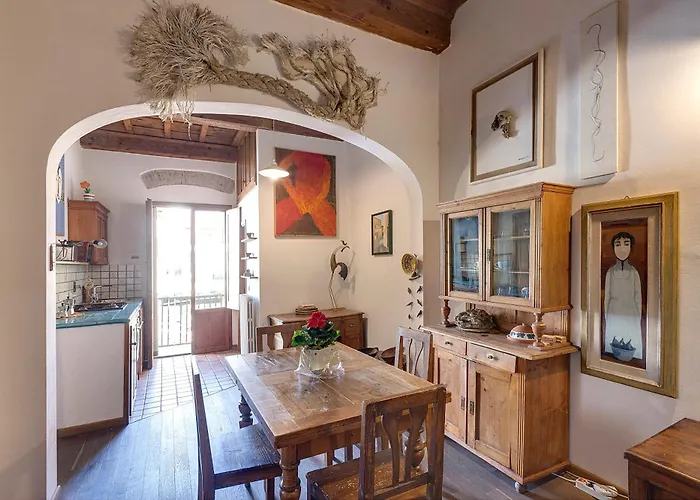 Art Apartment Sant Ambrogio